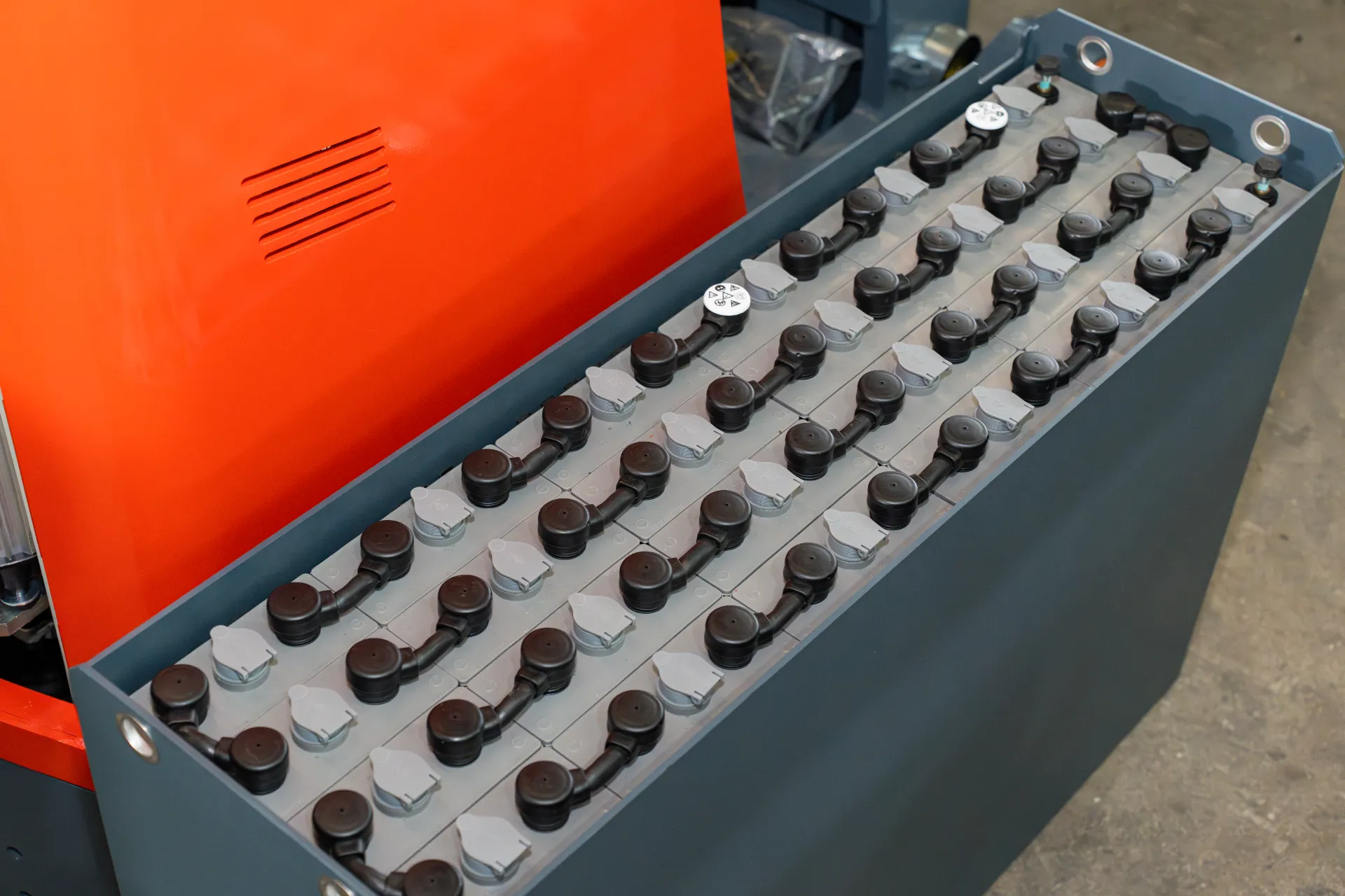 Contact -- MiMA Forklift Thailand