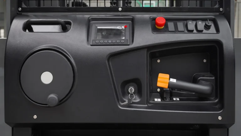 Integrated controls and electric steering help reduce operator effort.