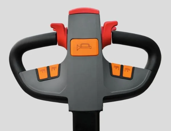Intuitive tiller controls enable comfortable, precise and efficient operation.