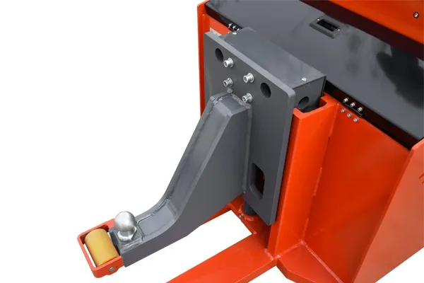 The lifting arms raise compatible carts by 170 mm before horizontal transport.